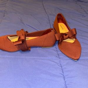 Torrid (burgundy) flats size 9